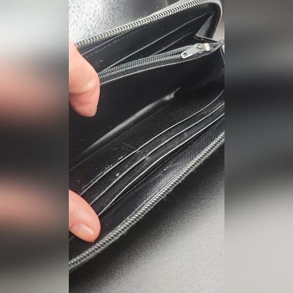 Prada wallet - Picture 11 of 15